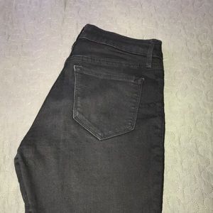 Black skinny jeans